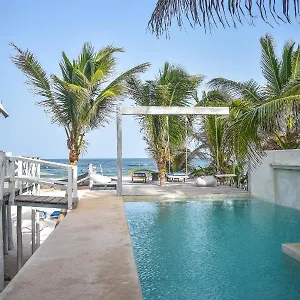 Lamar Front And Pool 3*, Tulum Mexique