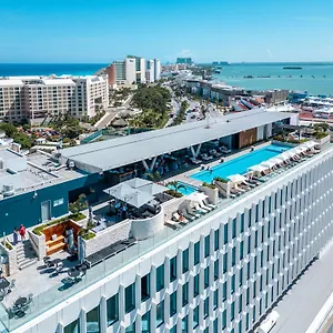 4* Hotel Canopy By Hilton La Isla